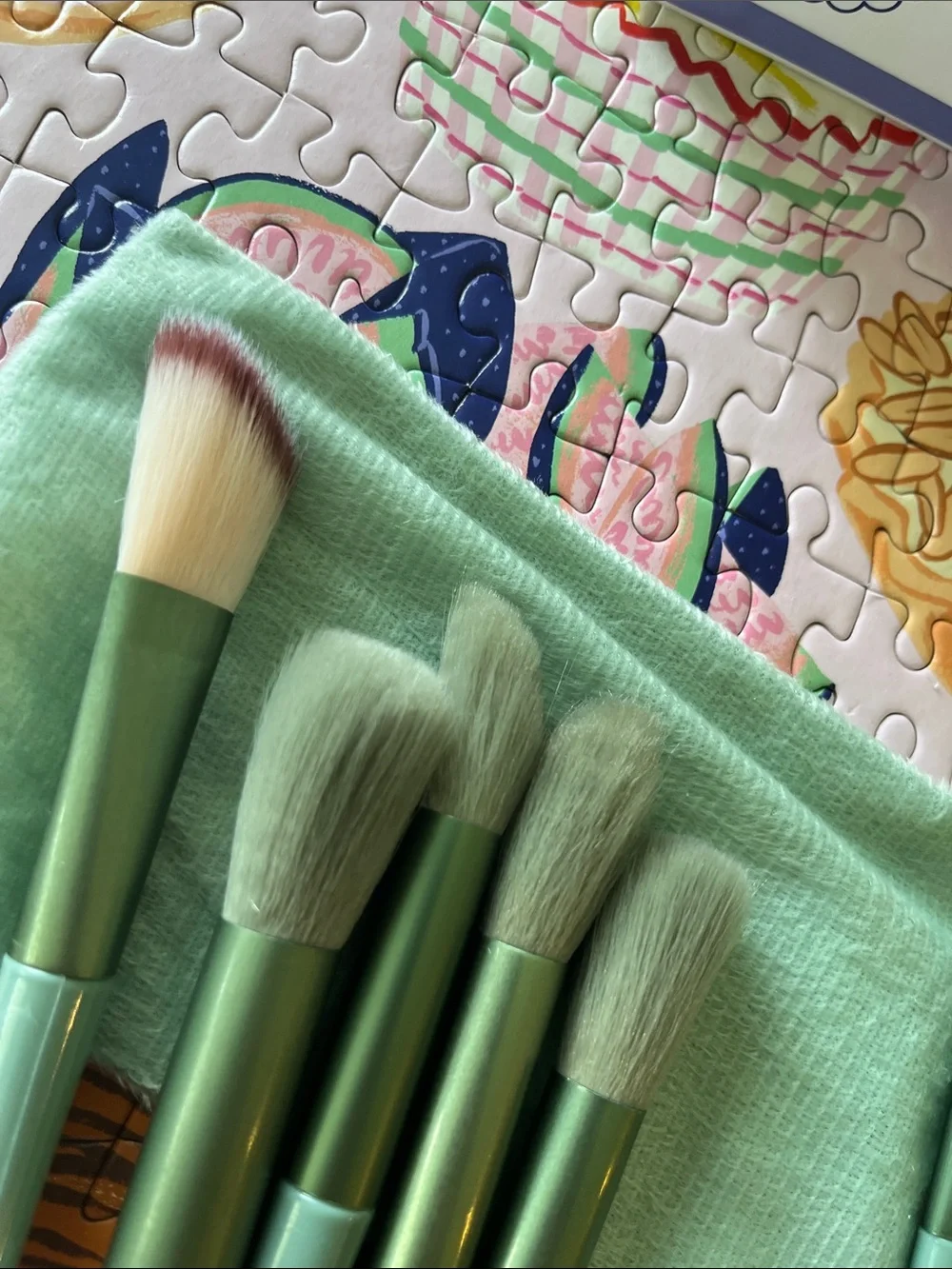Mint Green Makeup Brush Set with Pouch - Unbranded